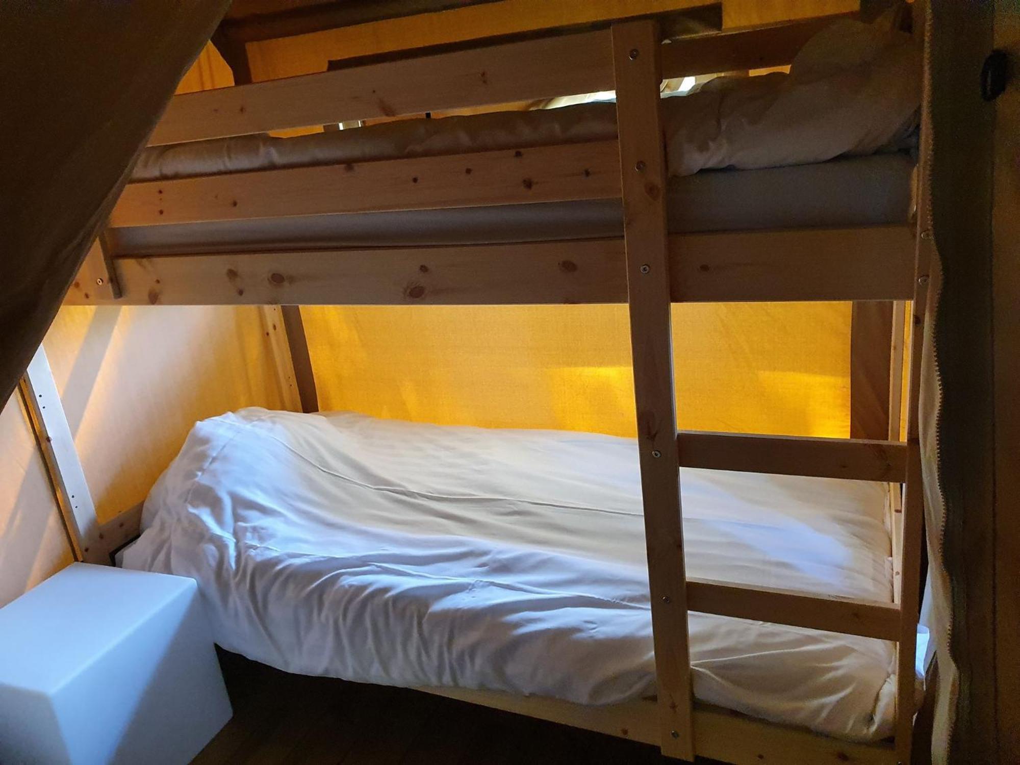 Camping De Oude Rijn Ter Aar Cameră foto